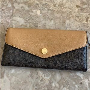 Michael Kors wallet